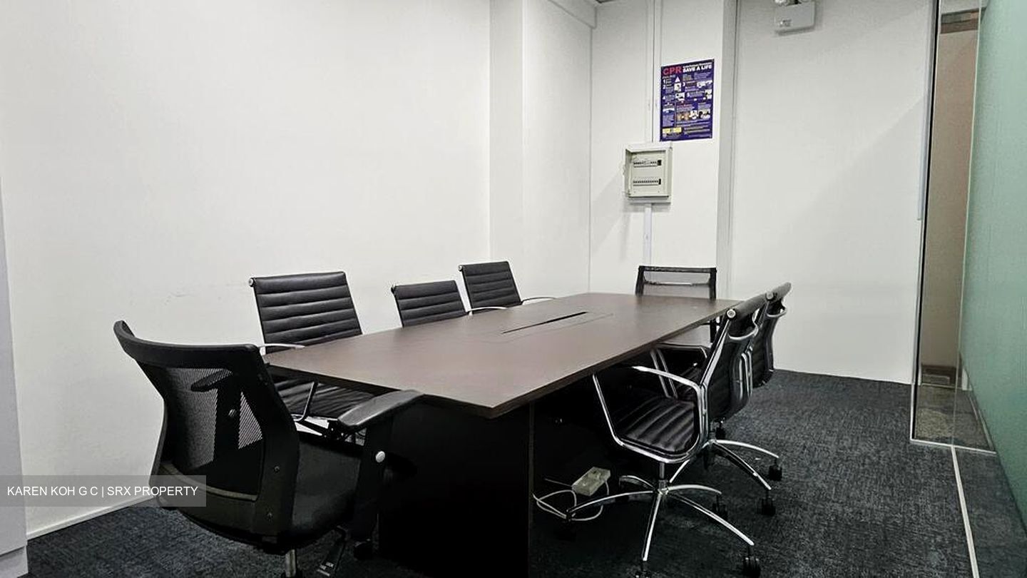 PLUS (D1), Office #453393941